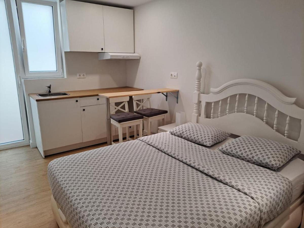 Vistas Muralla Centrico En Zona Peatonal Wi-Fi Vut Lu 3270 لوغو المظهر الخارجي الصورة