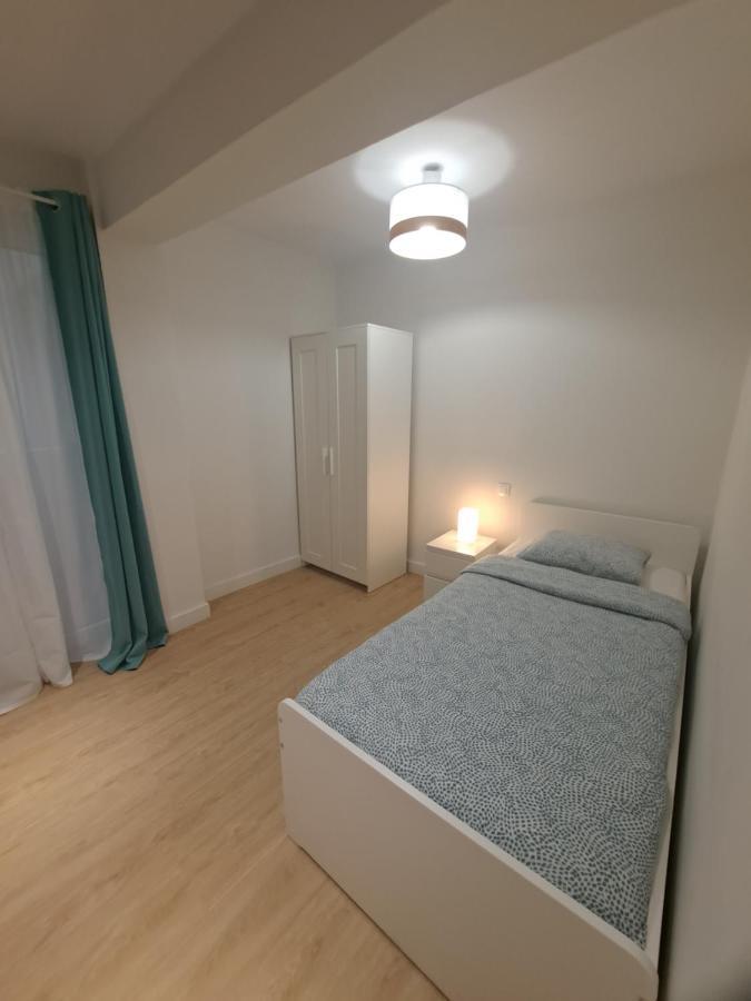 Vistas Muralla Centrico En Zona Peatonal Wi-Fi Vut Lu 3270 لوغو المظهر الخارجي الصورة